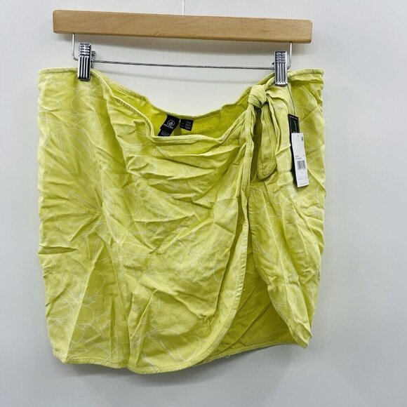 Volcom Juniors Size M/L Coco Tie-Waist Mini Sarong Swim Cover-Up in Green 2663 - Picture 4 of 10